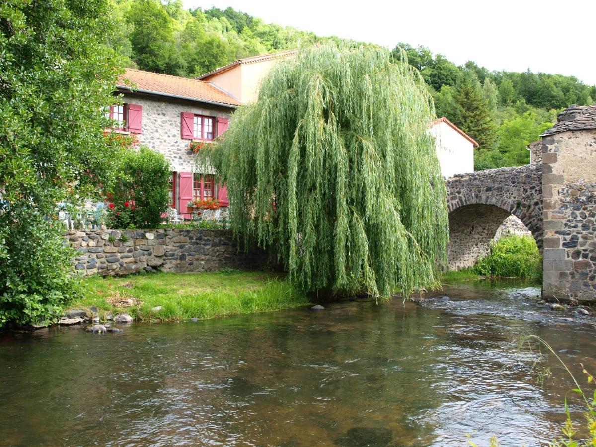 Hotel Magne Saurier Extérieur photo